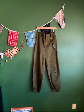I.am.gia high waist pleated pants with chain detail size L